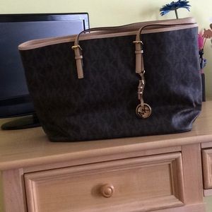 Michael Kors tote